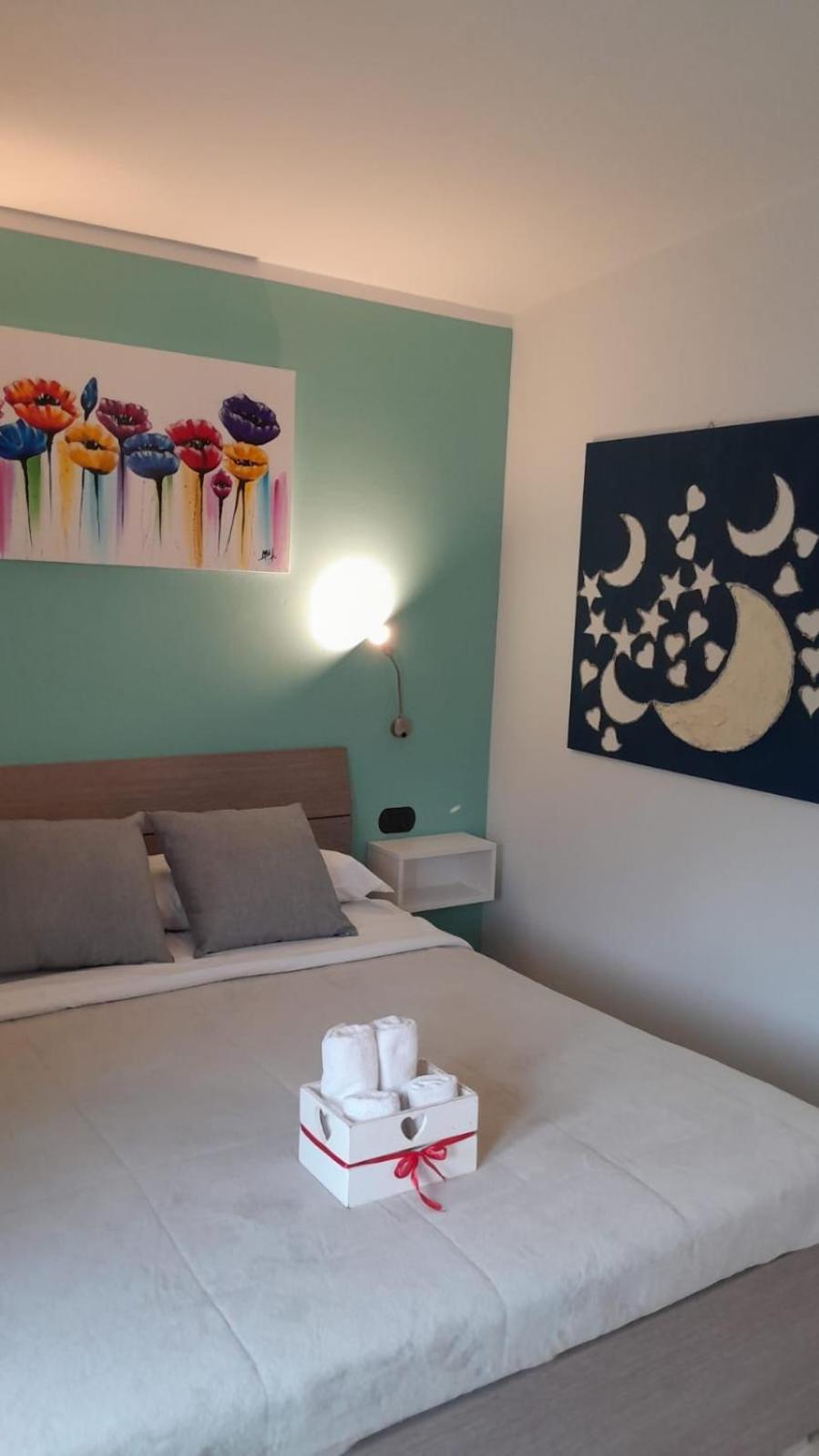 Rainbow Sweet Rooms Valmontone Eksteriør billede